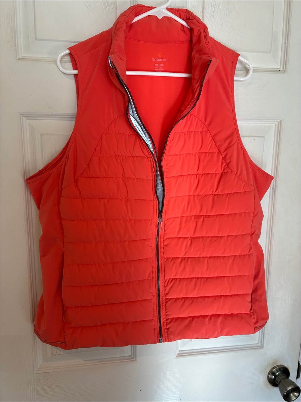 Tangerine Size XXL Quilted Puffer Vest in Vibrant Orange-Red - Picture 5 of 12